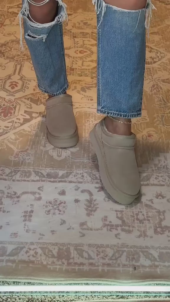 Arden & Co Women's Cozy Suede Fuzzy Boots video